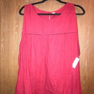 Bnwt summer lightweight top